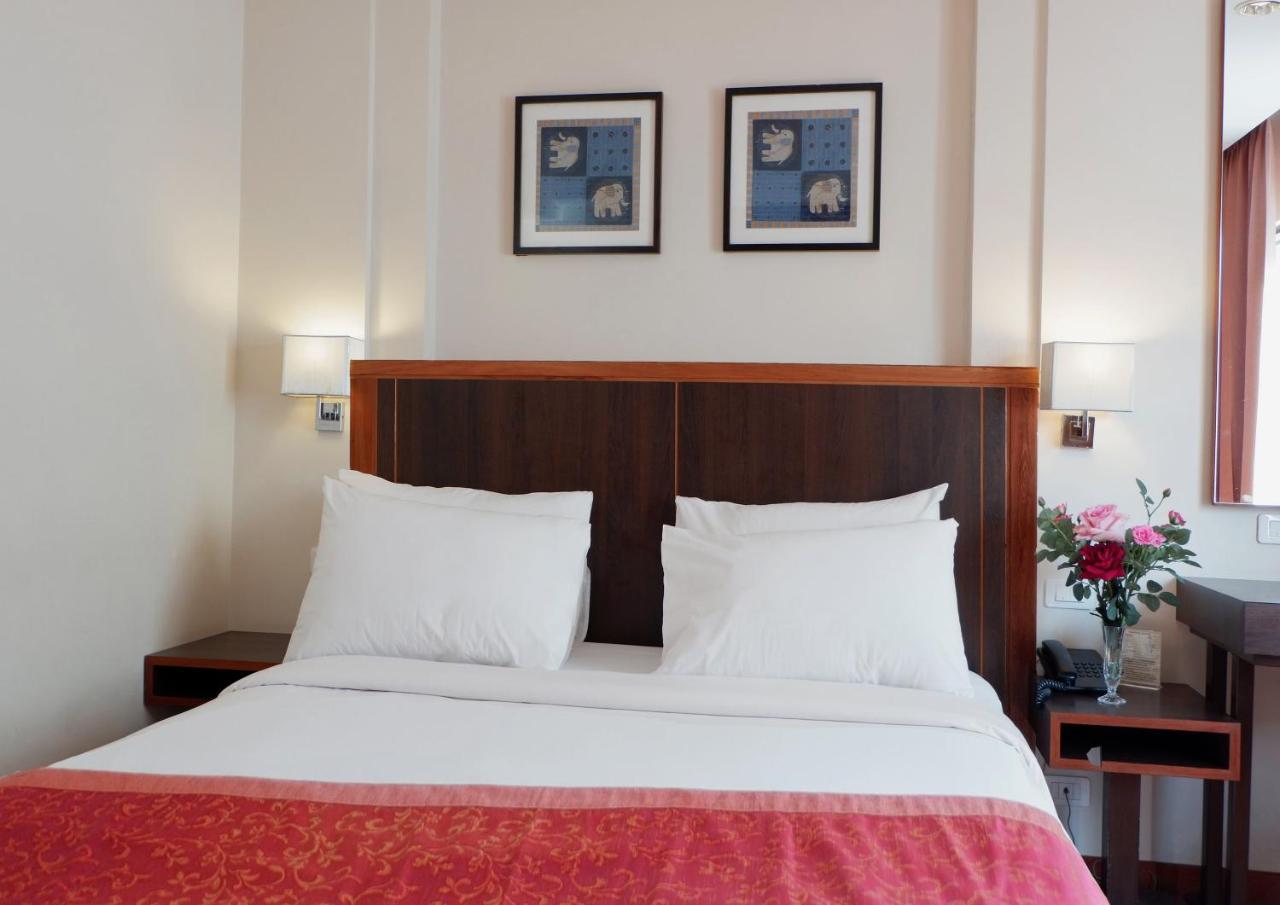 Dynasty Inn Bangkok Ngoại thất bức ảnh